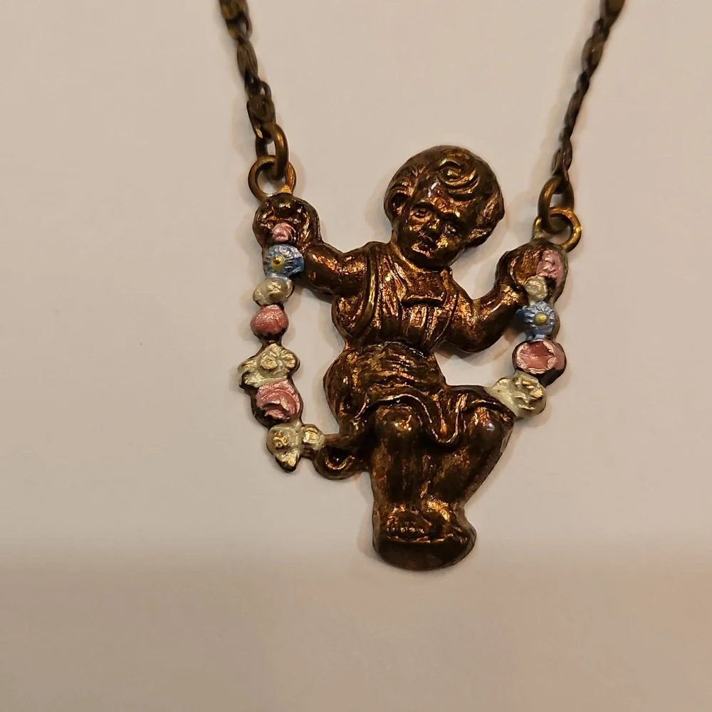 RARE 1920s VINTAGE MIXED METALS CHERUB ANGEL SWINGING ON SWING BROOCH‎